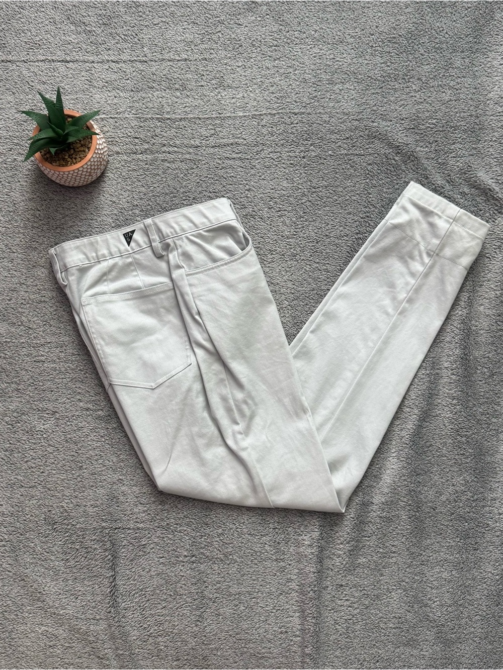 Women’s Under Armour Light Gray Golf Pants